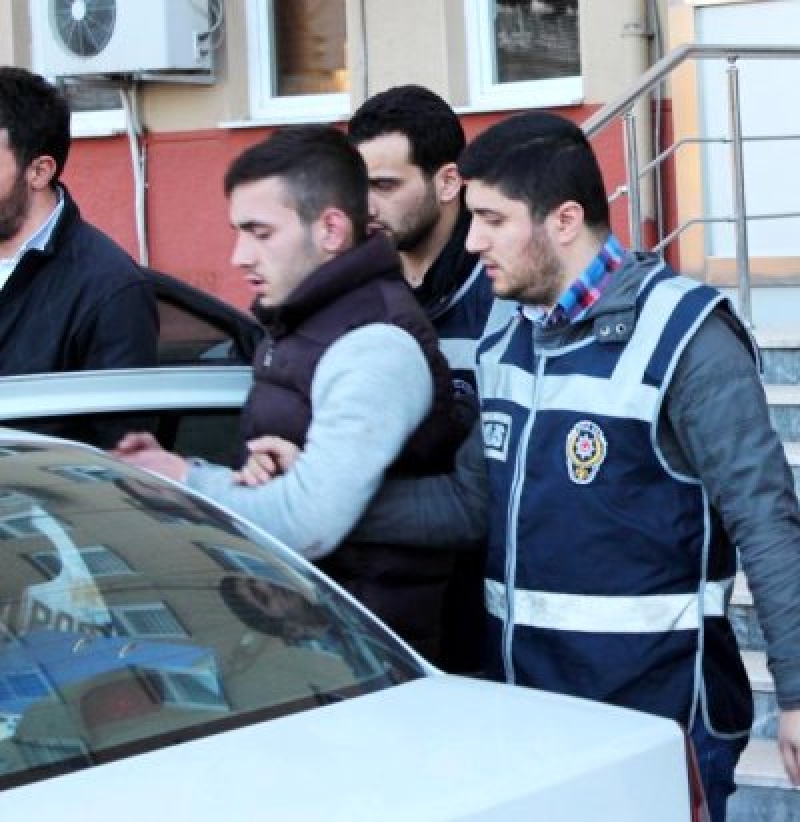 Banka Atm'si Önünde Gasp Girişimi