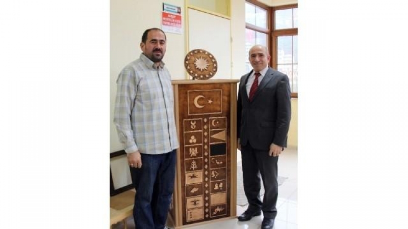 Cumhurbaşkanı Erdoğan'a Hemşehrilerinden Hediye