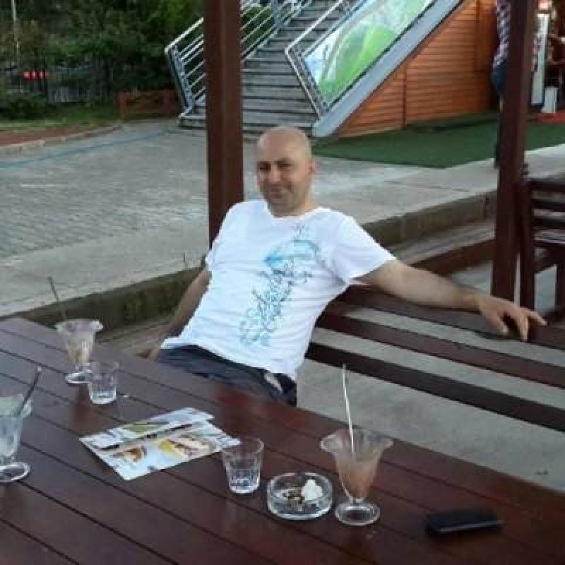 İş Adamı Aracında Başından Vurulmuş Bulundu