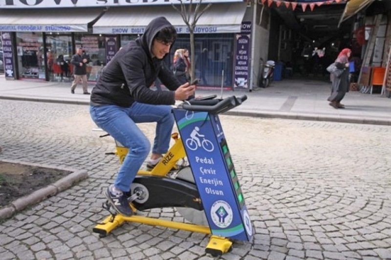Pedalı Çevir Telefonun Şarz Olsun