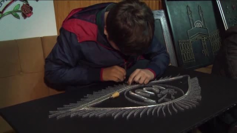 Rize Pekmezli Köyünde Çiviyle Tel Buluştu