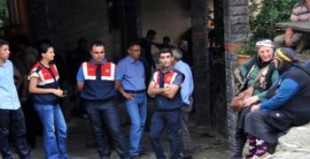 Rize'de Yeşil Yol'un Toplantıda Gerginlik