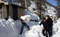 Dumankaya Akut Ekibi Durmak Bilmiyor