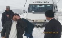 Yeşilköy Servis Aracı Karda Mahsur Kaldı